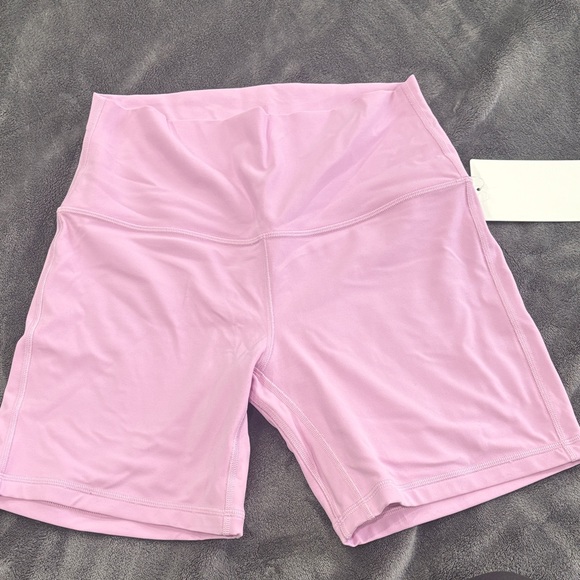 Lululemon Athletica Light Pink Bike Shorts - Picture 1 of 2
